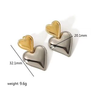 Detailansicht der 18K Gold und Silber Herzohrringe mit 32,1mm Längenangaben im Bild