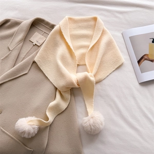 Écharpe en Tricot Automne Hiver Femme Chaude Couleur Unie Avec Pompons Châle en Tricot Doux Pour Quotidien