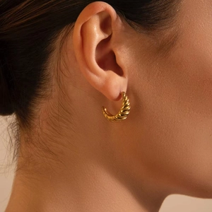 Classic 18K gold plated croissant dome earrings with C-shape spiral texture