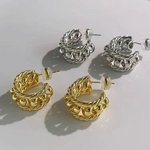 Boucles D'oreilles Créoles En Corde Torsadée En Forme De C Cuivre Géométrique Croissant Métallique Rétro Pour Femmes