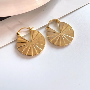 Chic 18K gold plated copper earrings with sunburst textured geometric disc design