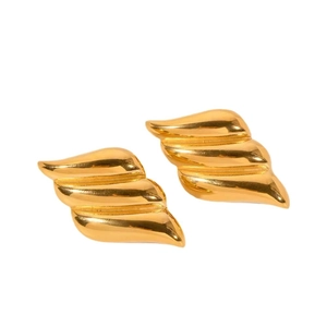 Three-layer wing earrings in 18K gold plated copper with geometric wave design