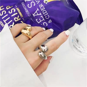 Adjustable chunky teardrop open rings in gold and silver finish for women fashion