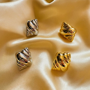 Conch Sea Snail Shell Earrings Copper Gold Plated Vintage Exaggerated High Polish Mirror Finish For Women Fashion Jewelry