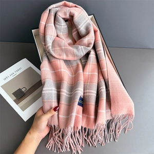 Rosa-grauer Karierter Schal mit Fransen aus weichem Kaschmir-Imitat für Herbst und Winter