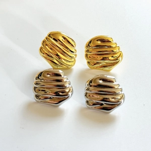 Irregular Texture Wave Stud Earrings Copper Metallic High End Fashion Geometric Niche Jewelry For Women