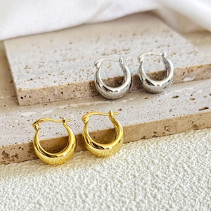 Boucles D'oreilles Créoles Épaisses Cuivre Plaqué Or 18 Carats Polissage Miroir Géométrique Minimaliste Mode Pour Femmes