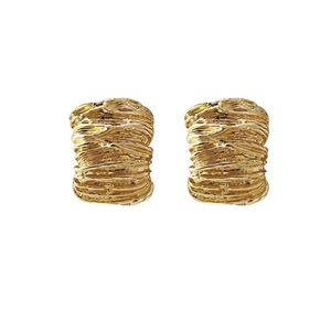 Modern gold C-shaped earrings with irregular pleated texture for a minimalist style