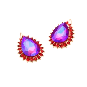 Detailansicht der Tropfenohrringe mit violettem Edelstein und rotem Kristall-Halo