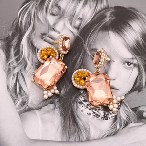 Baroque drop earrings with champagne crystal, yellow flower motifs and pearls