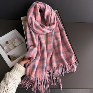 Écharpe à carreaux rose et gris avec franges, châle doux imitation cachemire pour l'hiver