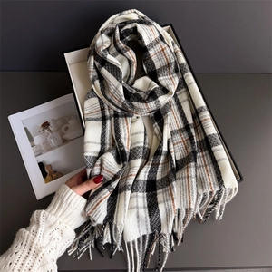 Winter Scarf Shawl Imitation Cashmere Plaid Pattern Tassel Edge Warm Soft Vintage Elegant Fashion Accessory For Women Men