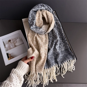 Fashionable color-block cashmere-feel scarf with tassels and soft knit texture for winter
