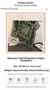 Détail du foulard en soie verte avec imprimé équestre et instructions d'entretien du tissu