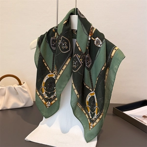Élégant foulard en coton-lin à chevrons avec imprimé équestre vintage raffiné