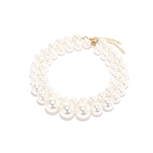 Double-layer layered pearl necklace with gradient white pearls and gold metal clasp