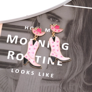 Pink western cowboy hat and polka dot boot drop earrings in stylish gold frame