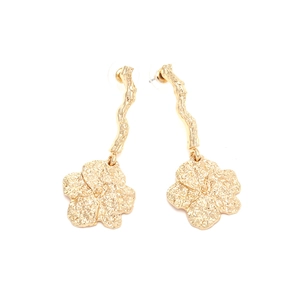 Minimalist long gold alloy flower drop earrings with a vintage textured branch design