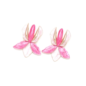 Exaggerated pink and beige enamel flower earrings with gold-plated alloy petals