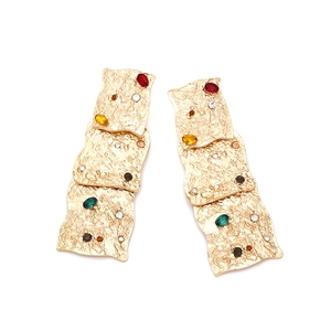 Vintage gold-plated layered square earrings with colorful rhinestones and hammered texture