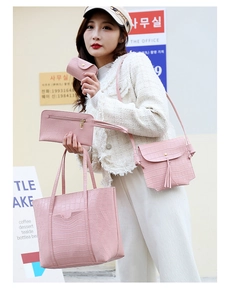 Set di 4 borse da donna rosa con motivo a coccodrillo, inclusa borsa tote e pochette