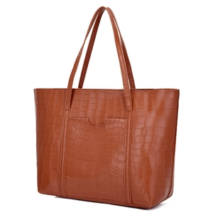 Borsa tote marrone con trama a coccodrillo e grande capacità per donna