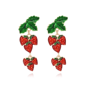 Boucles D'oreilles Pendantes Fraise Alliage Coloré Émail Fruits Style Pastoral Doux Bijoux Pour Femmes Filles