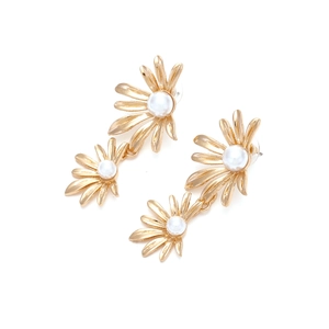 Elegant gold flower earrings with pearls and vintage floral drop design for women