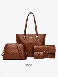 Set di 4 borse marroni in pelle PU trapuntata con borsa tote, tracolla e bustina abbinata