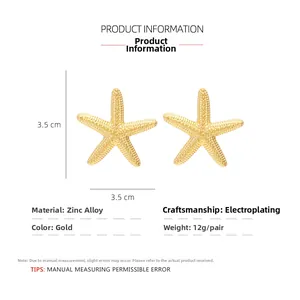 Detailed view of gold starfish earrings in zinc alloy with exact size measurements