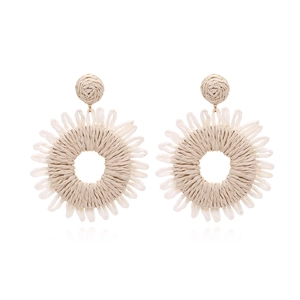 Bohemian Woven Raffia Sunflower Drop Earrings Handmade Summer Vacation Floral Style Jewelry For Women Beige