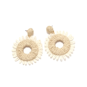 Handmade raffia flower drop earrings with woven bohemian sunflower design for summer