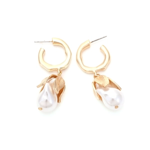 Vintage gold alloy flower earrings with large baroque pearl pendants for women