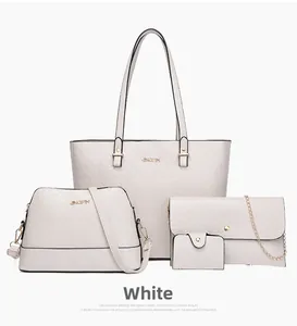 Set dettagliato di quattro borse bianche trapuntate con borsa tote e tracolla inclusa
