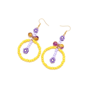 Boucles d'oreilles créoles faites à la main avec perles jaunes et fleurs violettes rétro