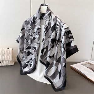 Carré en soie synthétique à motifs géométriques et fleurs rétro au style moderne drapé