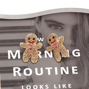 Boucles d'oreilles bonhomme de pain d'épice étincelantes avec cristaux de Noël