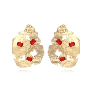 Irregular Geometric Alloy Earrings With Red Rhinestones Hammered Texture Vintage Style For Women