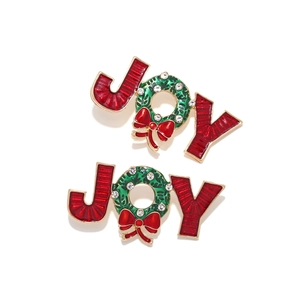 Weihnachts-JOY-Ohrringe mit roter Emaille und grünem Straß-Kranz-Schleifen-Dekor
