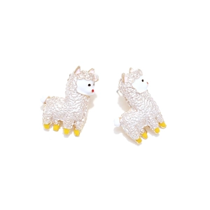 Boucles d'oreilles alpaga mignonnes en émail blanc et finition dorée pour femmes