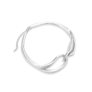 Silver irregular metal collar necklace featuring a liquid-style asymmetrical design