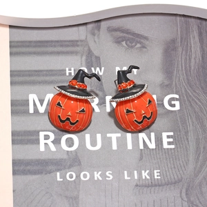 Halloween Kürbis Ohrringe mit schwarzen Hexenhüten und funkelnden Strasssteinen für Damen