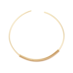 Minimalist gold round collar necklace with spring-style coil texture in polished finish