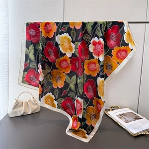 Floral Print Large Square Scarf Women Simulated Satin Satin Shawl Elegant Neck Wrap Headscarf Fashion Accessory