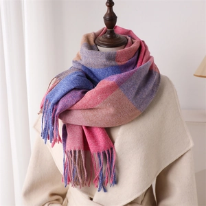 Écharpe à carreaux colorés avec glands pour femmes en tissu doux type cachemire