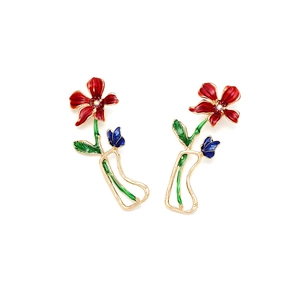 Boucles d'oreilles fleuries en alliage avec fleurs émail rouge et papillons bleus