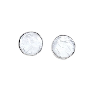 Minimalist irregular round stud earrings with silver resin texture and metallic border