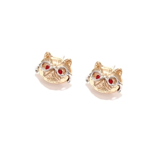 Chic kitten stud earrings with gold finish, red crystal eyes and silver glasses