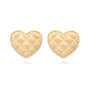 Vintage Heart Stud Earrings Gold Tone Quilted Pattern Zinc Alloy Twisted Rope Edge For Women