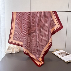 Elegante Dames Vierkante Sjaal Met Houndstooth Patroon Satijnzacht Polyester Sjaaltje Kleurenblok Print Mode Hoofddoek